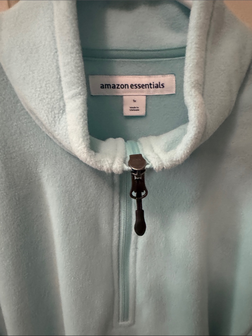 2/1 Amazon Essentials Women’s Pale Aqua Zip-Up Fleece Pullover - Picture 2 of 3